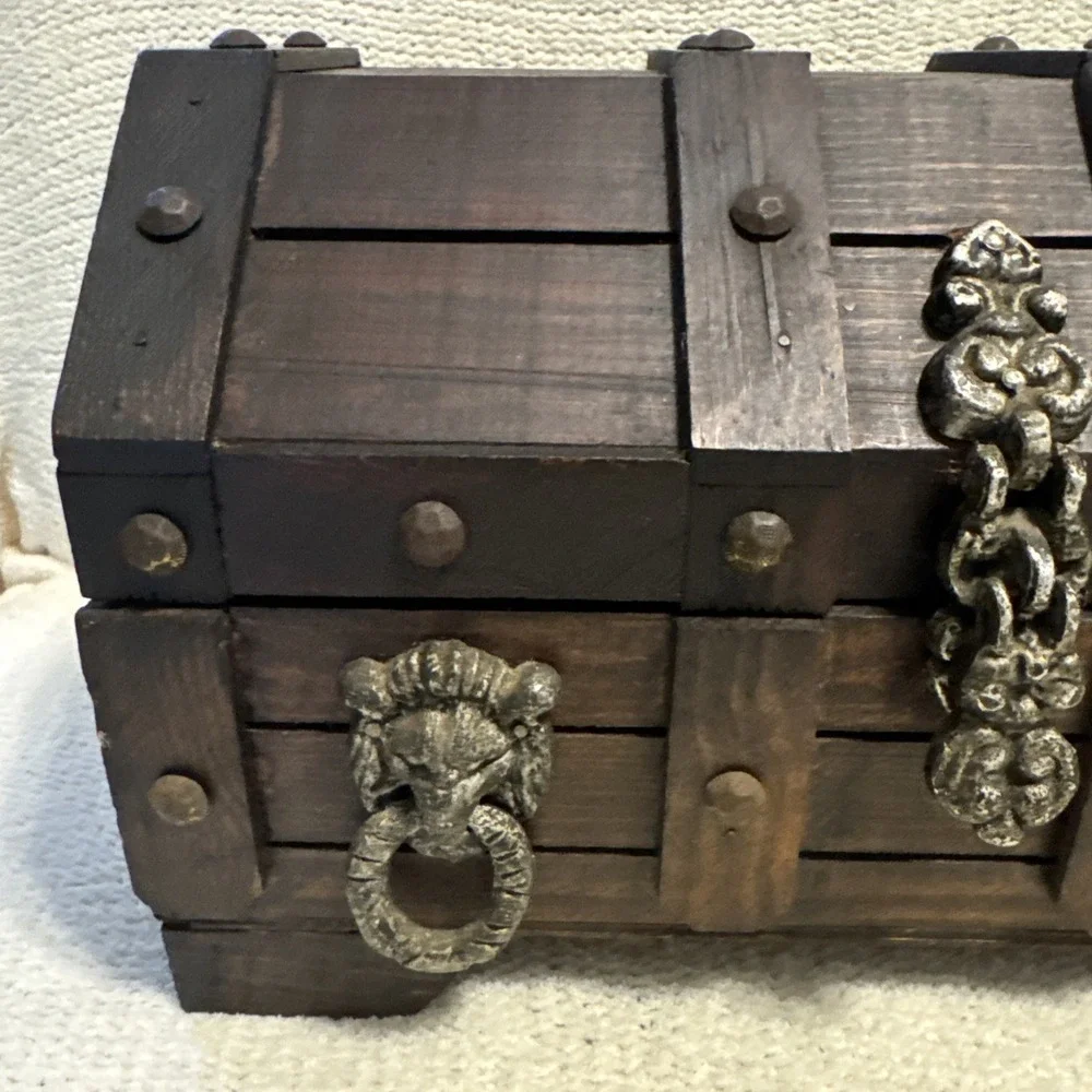 Vintage Wooden Treasure Chest Pirate Trinket Keepsake Storage Box 12